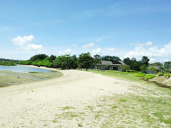the sand in aduna beach villas