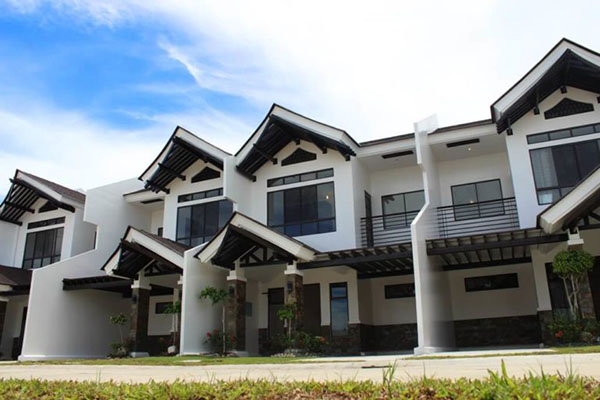 townhouse for sale in argao royal palms