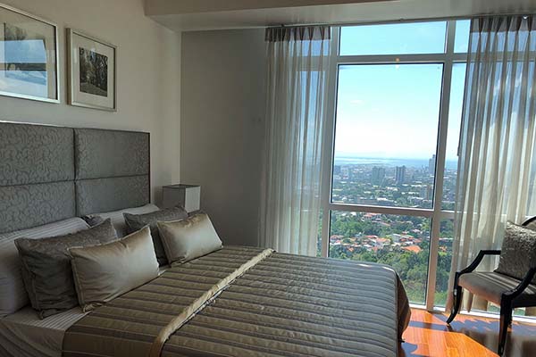 the 1 bedroom condominium unit in marco polo cebu