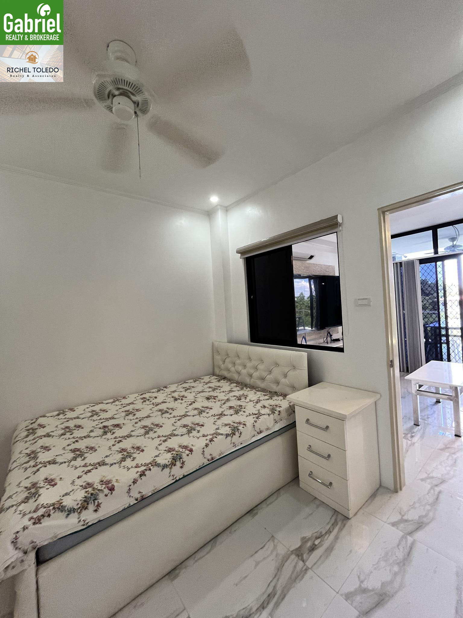 Victoria Heights house for sale