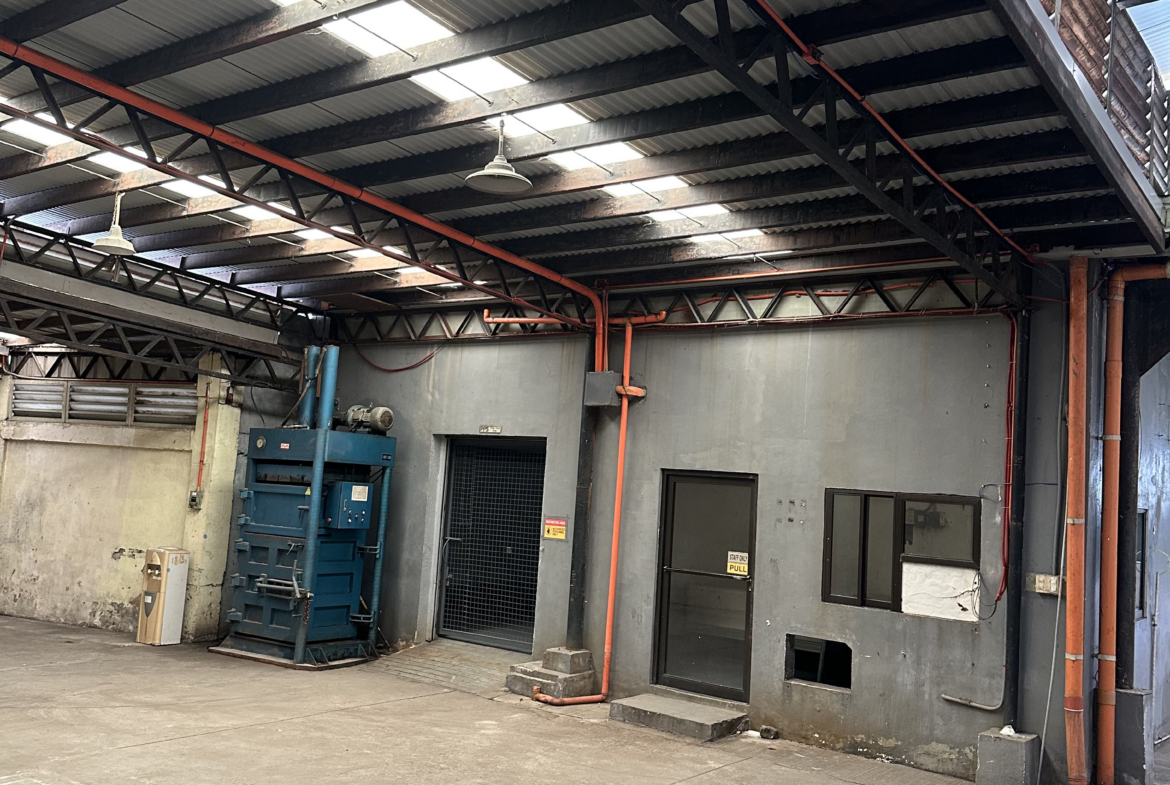 Warehouse for rent in Cordova