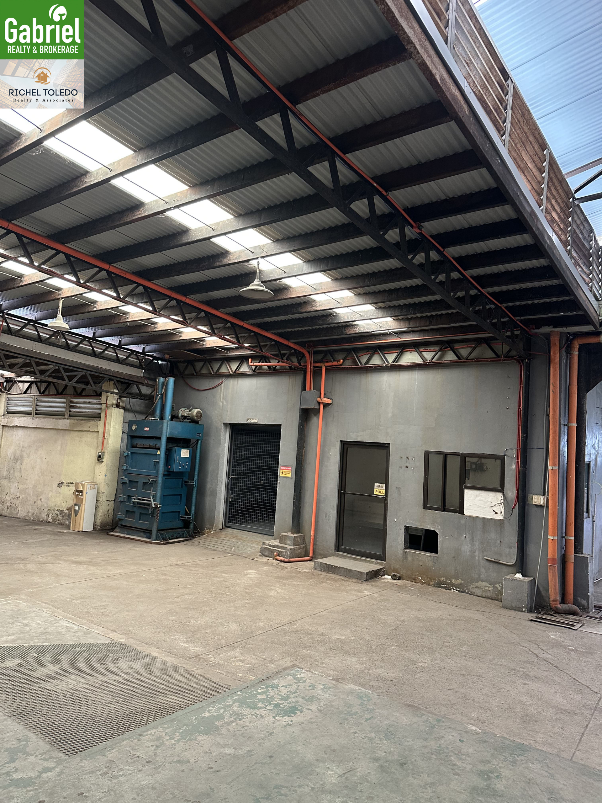 Warehouse for rent in Cordova