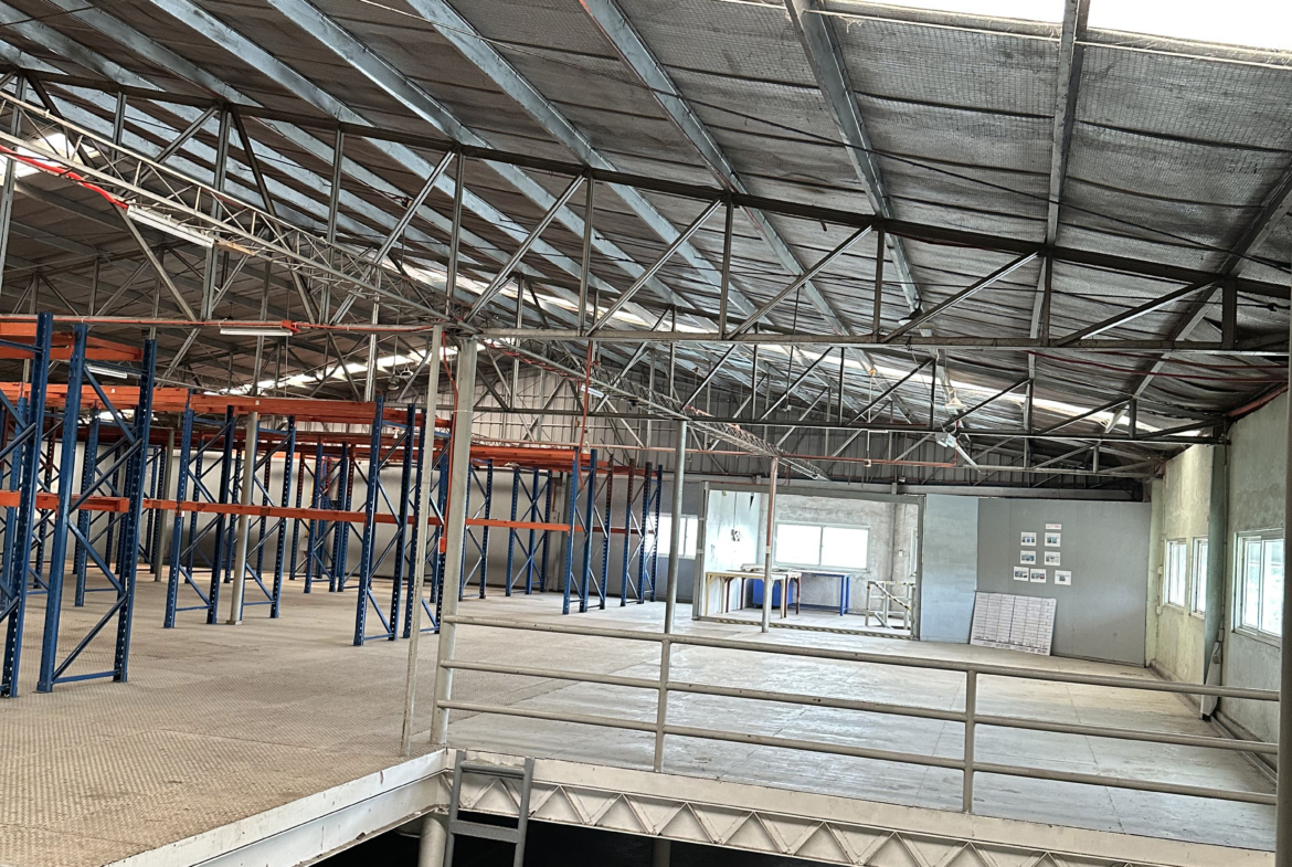 Warehouse for rent in Cordova
