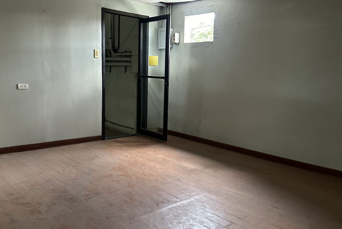 Warehouse for rent in Cordova