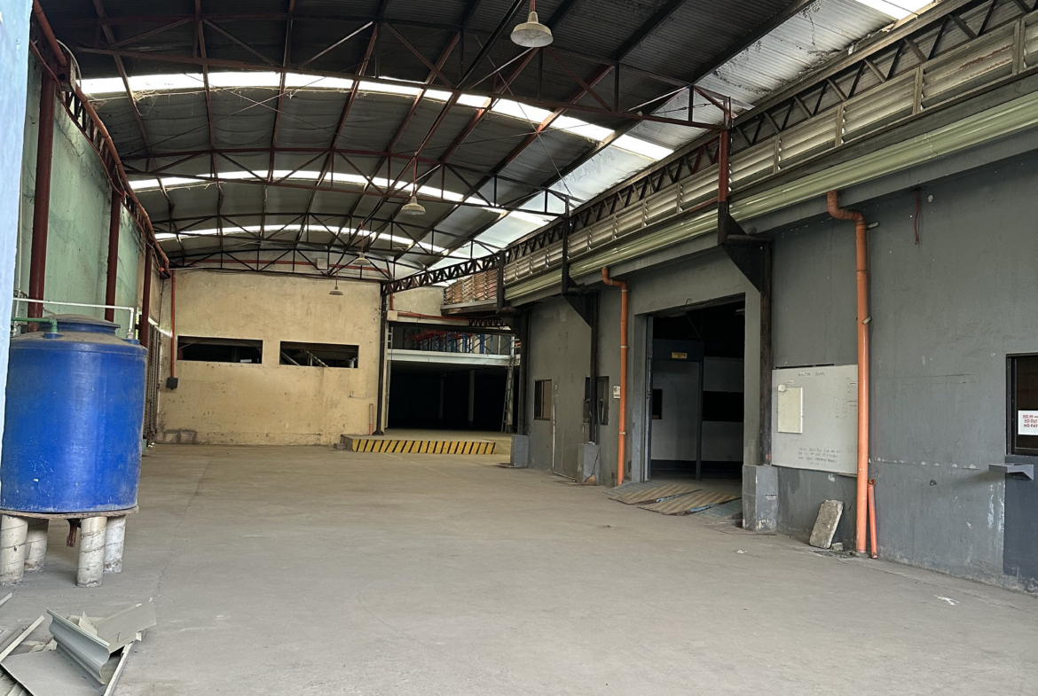 Warehouse for rent in Cordova