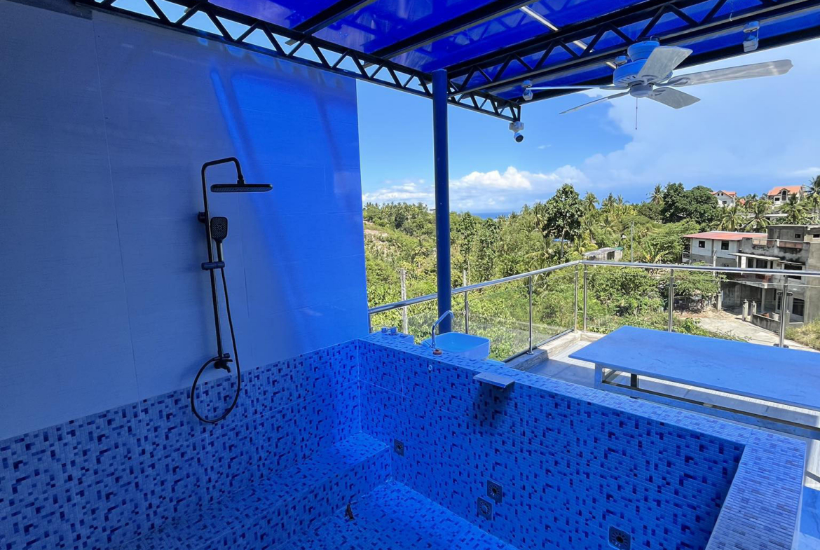 Victoria Heights house for sale