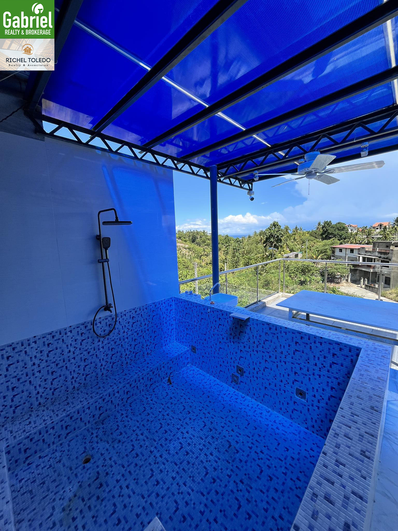 Victoria Heights house for sale
